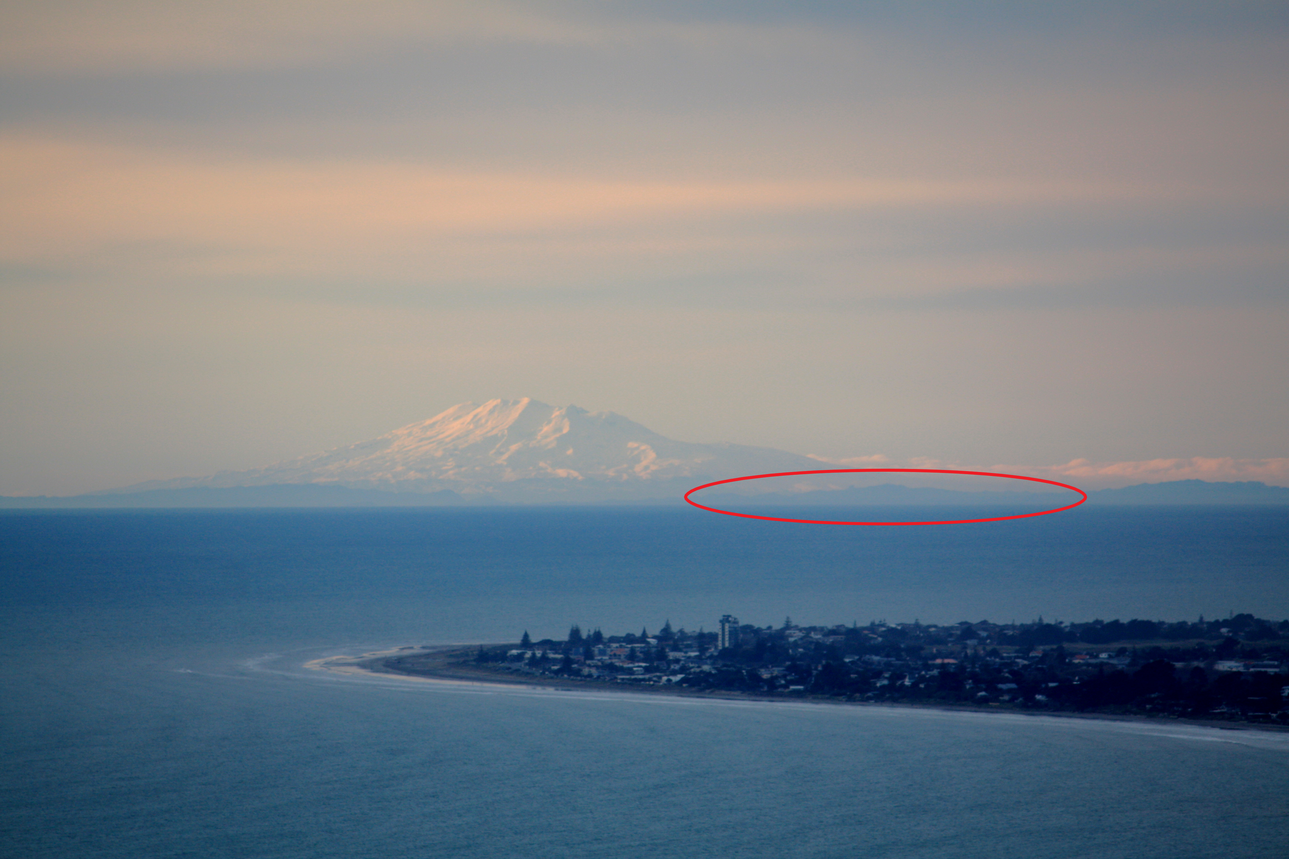 T8's Mount Ruapehu With Circle.jpg