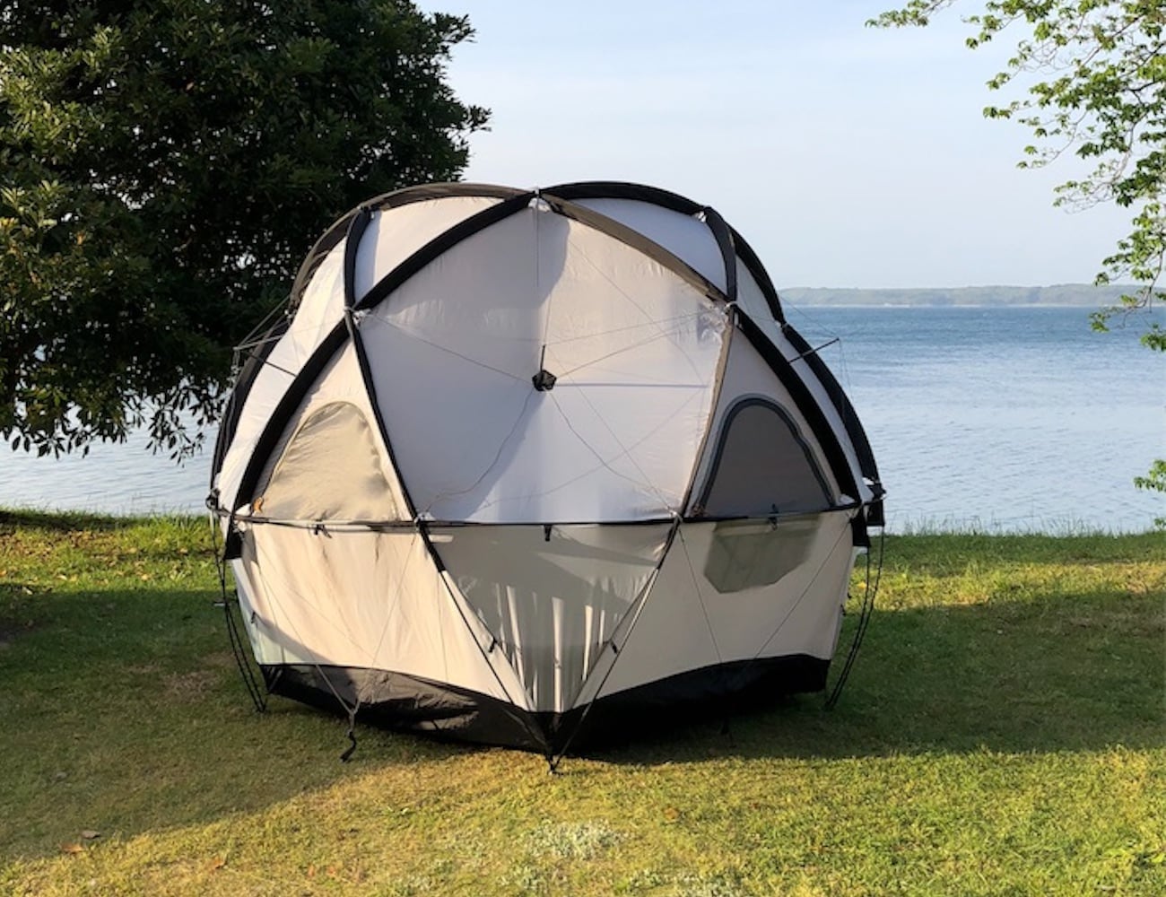 North-Face-Geodome-4-Circular-Tent-05