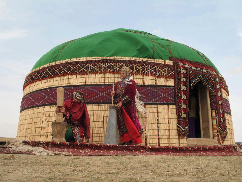 circular tent